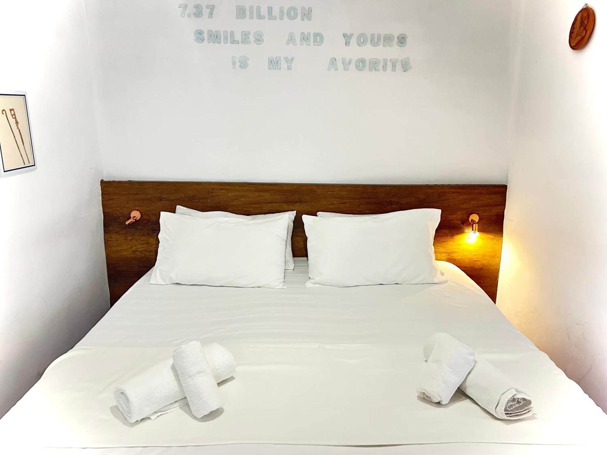 Budget Retreat Tirana & Studios ภายนอก รูปภาพ