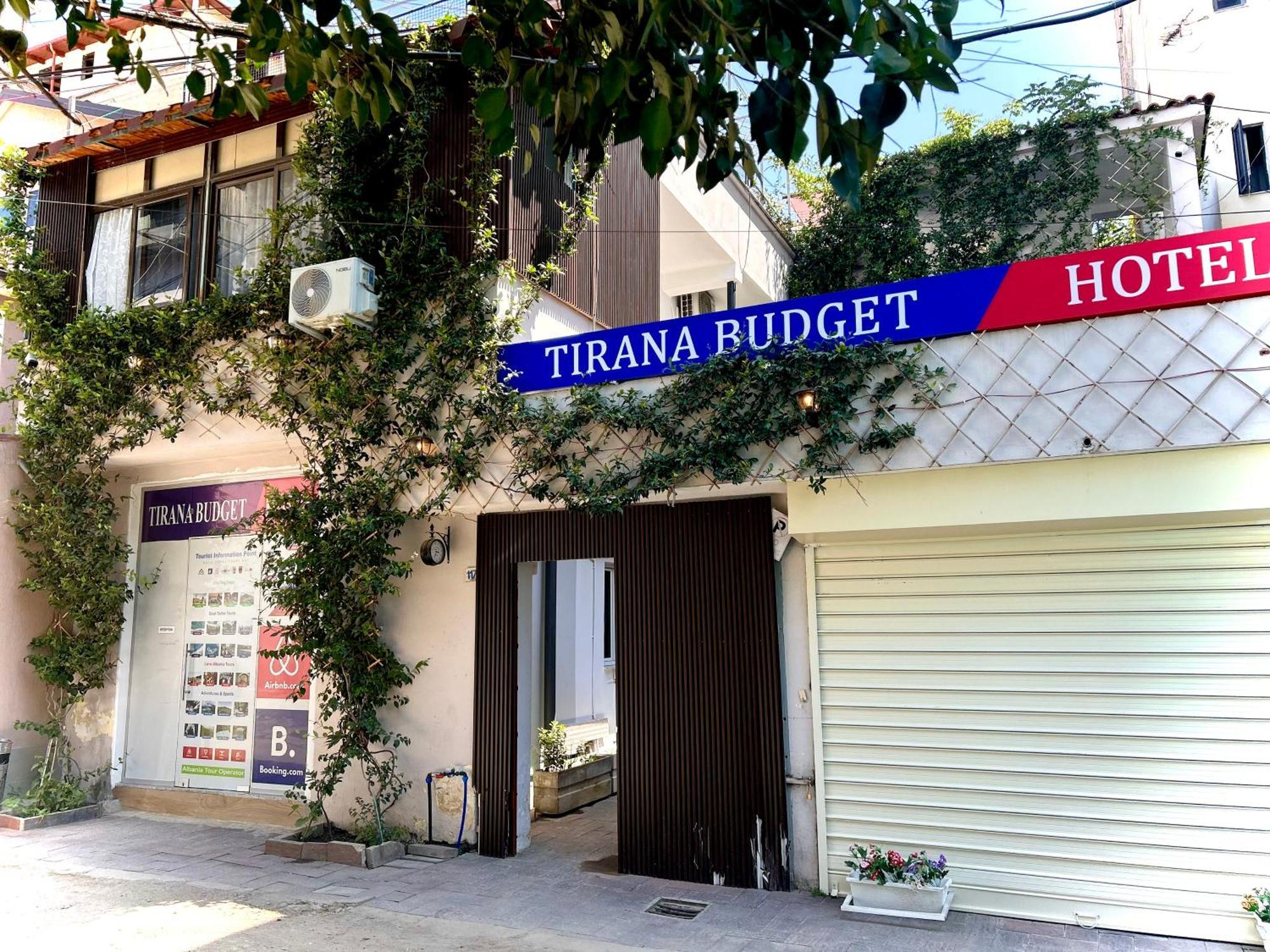 Budget Retreat Tirana & Studios ภายนอก รูปภาพ