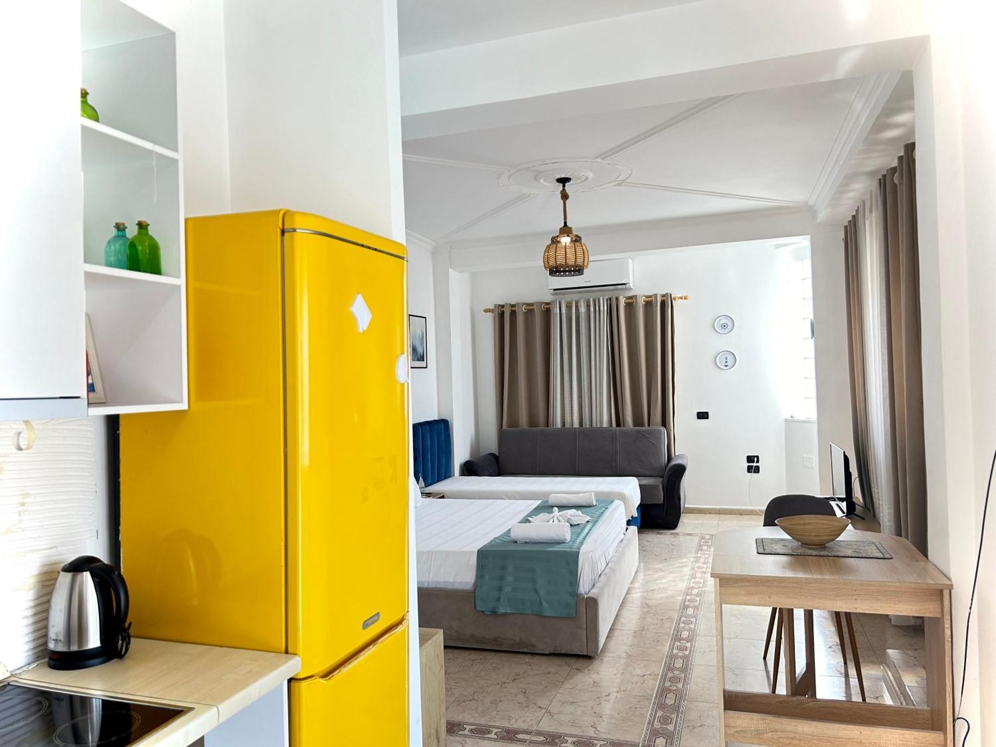 Budget Retreat Tirana & Studios ภายนอก รูปภาพ